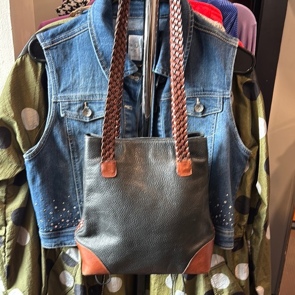 Vintage Nine West Black and Brown leather Hobo Bag - Picture 2 of 12